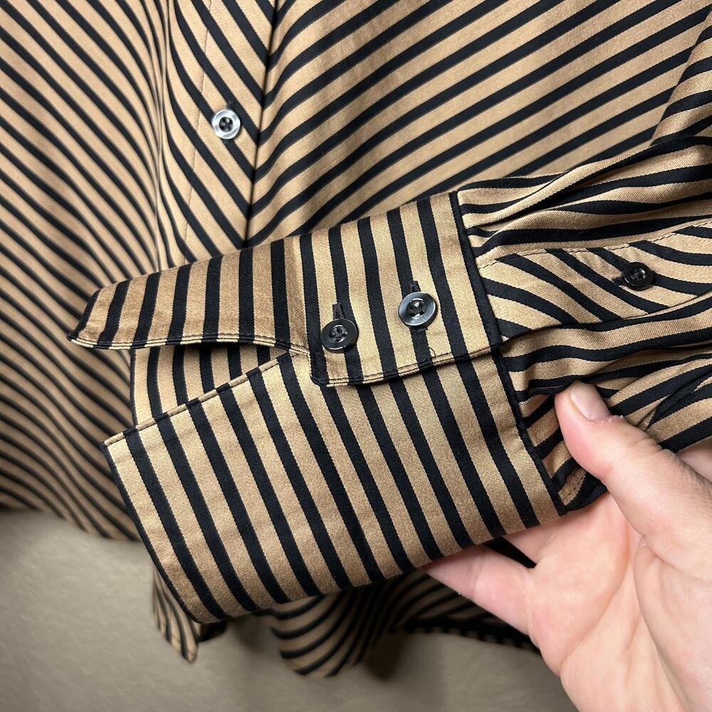 Striped Chevron Black and Tan Button up no-iron size 2 US12 Chicos - Picture 3 of 7